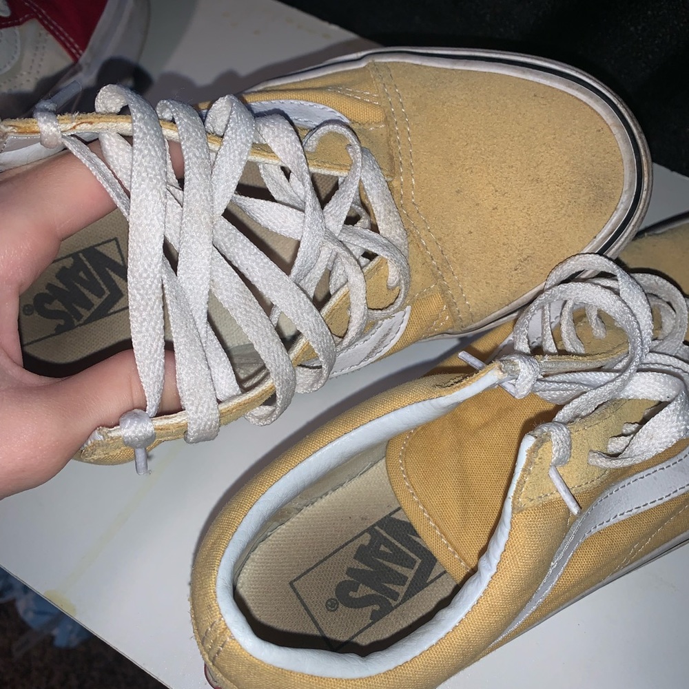 Vans - Picture 3 of 4